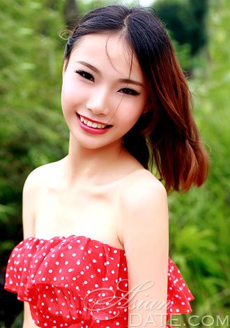 Date the member of your dreams: beautiful Asian Member Lijie from Shanghai