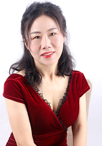 Gorgeous profiles pictures: Jiarong from Beijing, Asian member in Dating profile