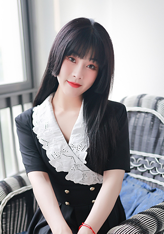 Gorgeous profiles only: Qiting from Zhuzhou, member, romantic companionship, Asian seeking